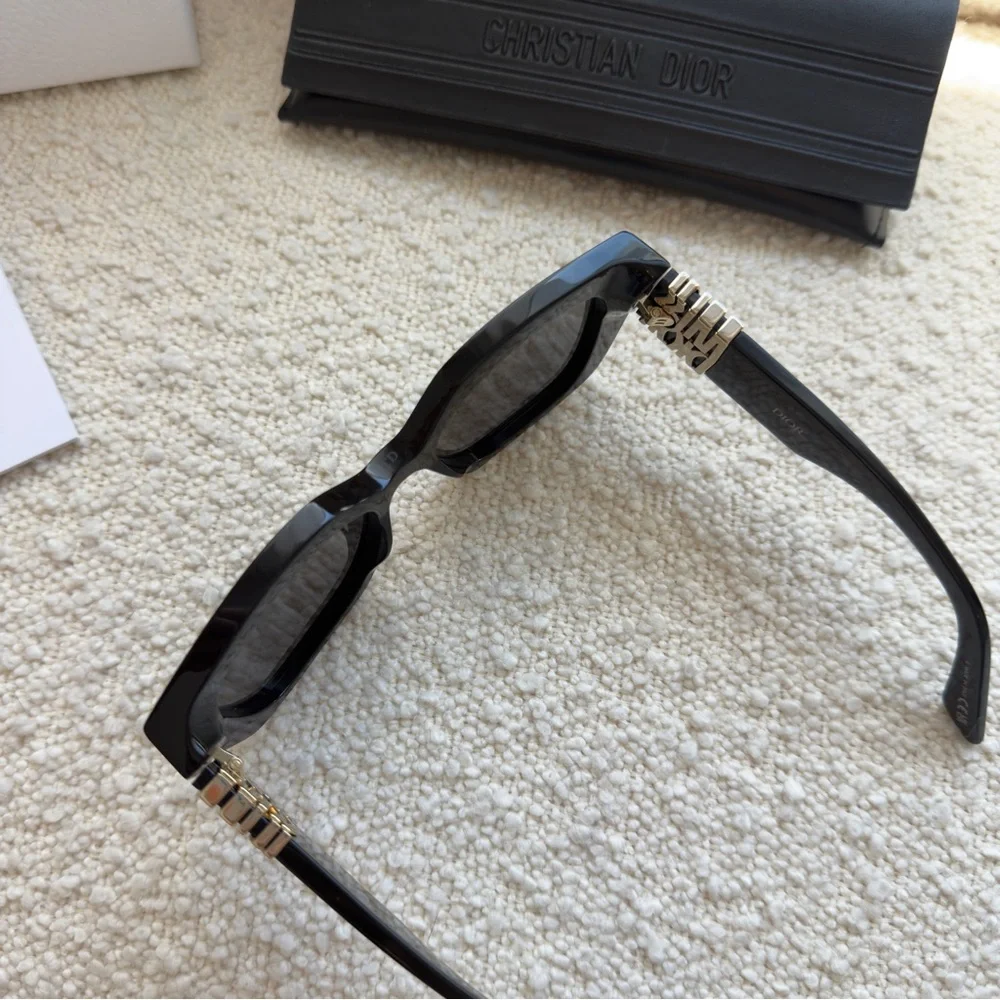 Christian Dior Miss Dior Black Sunglasses | MissDior S21